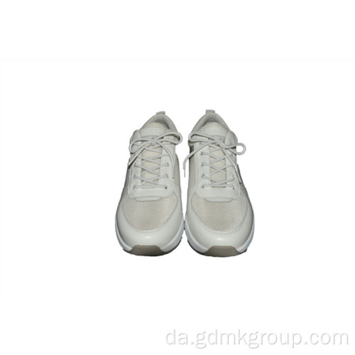 Hvide behagelige sneakers med snørebånd til kvinder